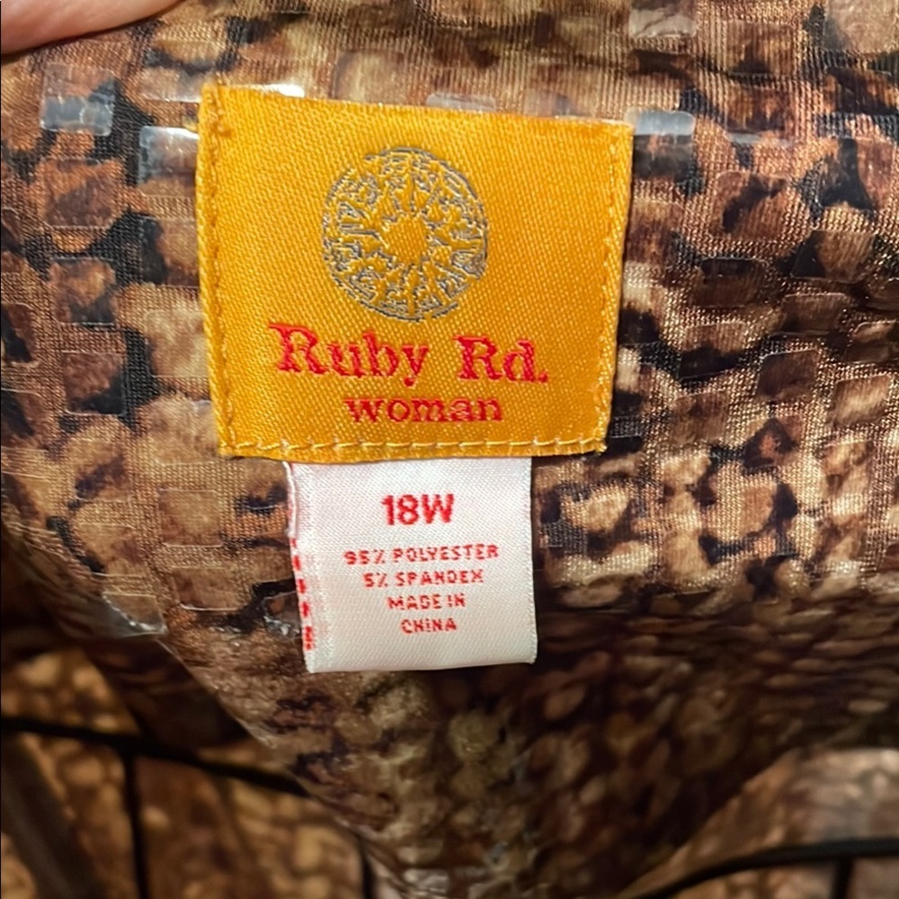 🚗🚗🚗BOGOHO🚗🚗🚗Ruby Rd. Textured Brown Button-Up Jacket—18W - Picture 9 of 9